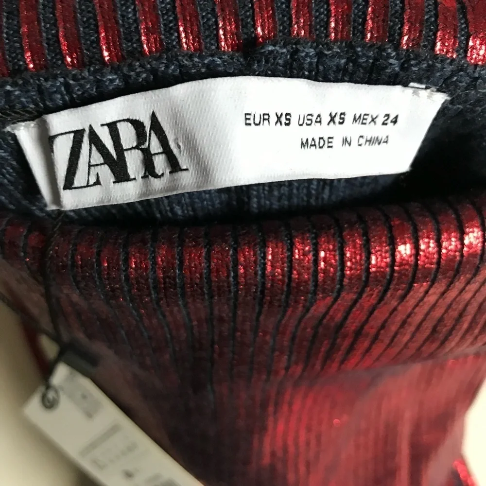 NEW ZARA XS Off the Shoulder Red Metallic Knit Foil Stretch Top NEW WITH TAG - Picture 5 of 15